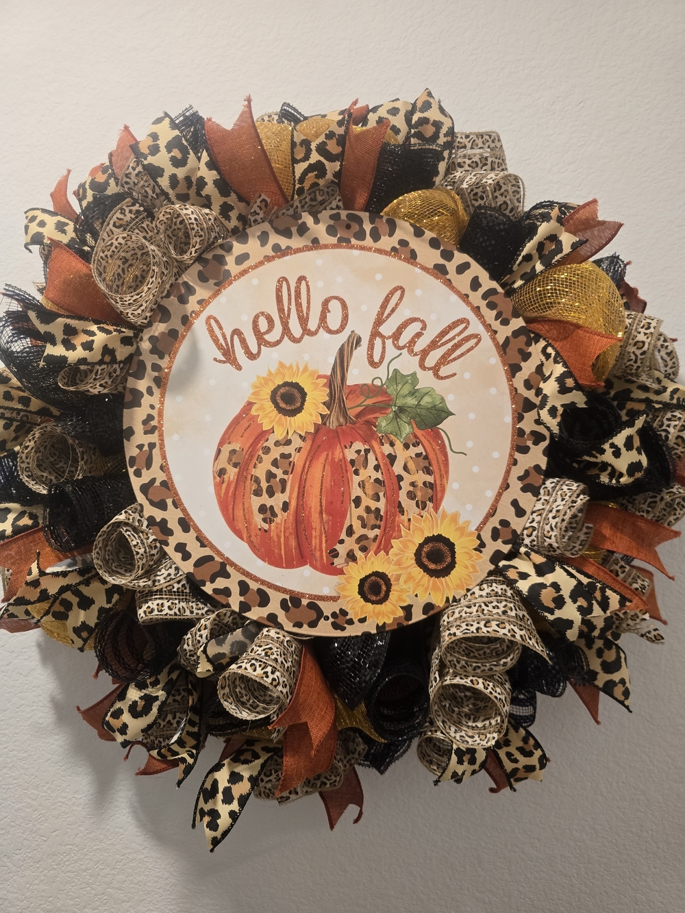 W157 - Hello Fall Leopard Pumpkin Wreath - Home Holiday Decoration